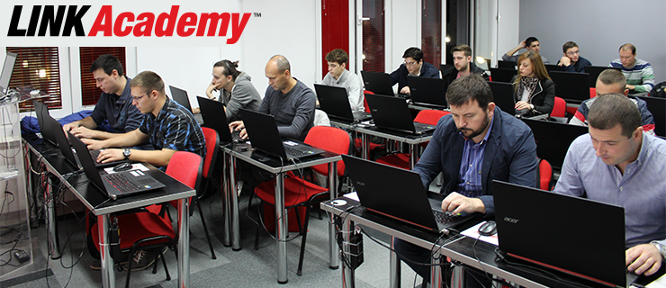 Participanți la cursul Service Applications Development
